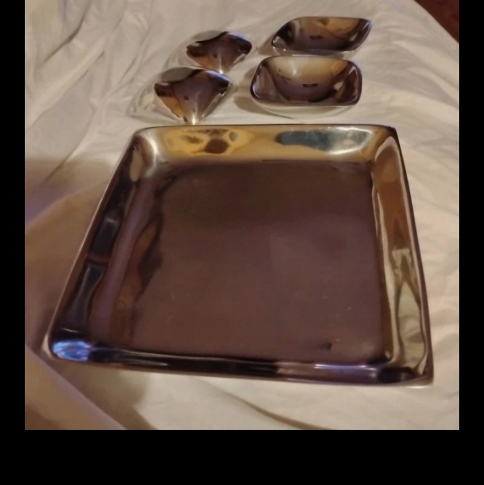 Lunares San Francisco Polished Aluminum Silver Square Serving Dish Set